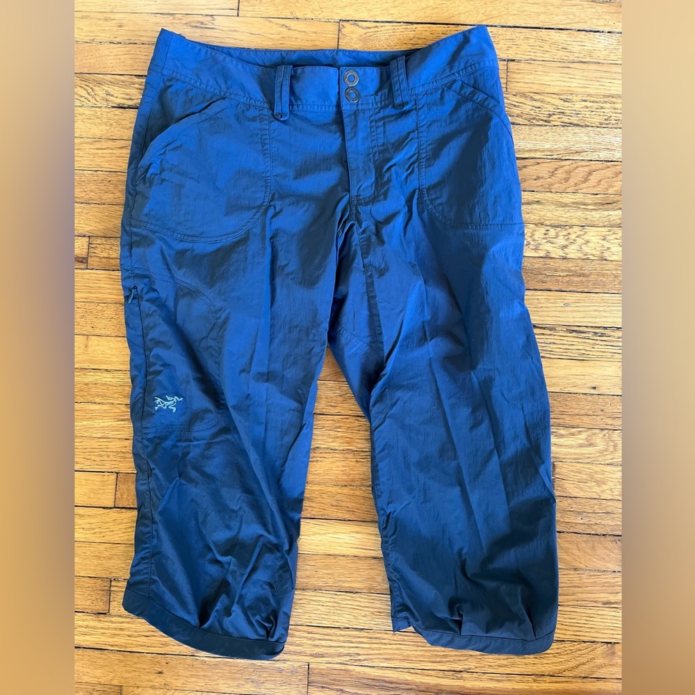 Arc’teryx hiking capri